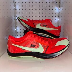 NEW Nike Dragonfly XC Spikes. Bright orange and vapor green.🔥
